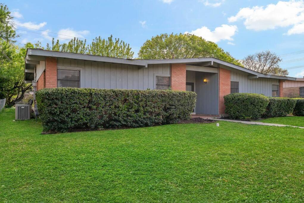 Airport Executive Home, 2 Bed 1 Bath Ferienhaus San Antonio